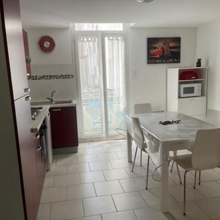 Villa Magali - Appartement Climatise T3 Duplex - Grau-Du-Roi - Hypercentre 20 M De La Plage Le Grau-du-Roi Zewnętrze zdjęcie